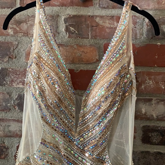 Jasz Couture prom dress! - Picture 3 of 3